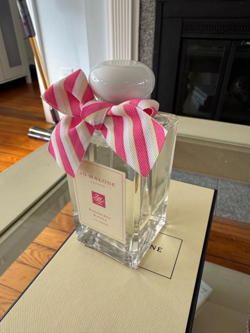 Jo Malone Raspberry Ripple - Picture 7 of 8